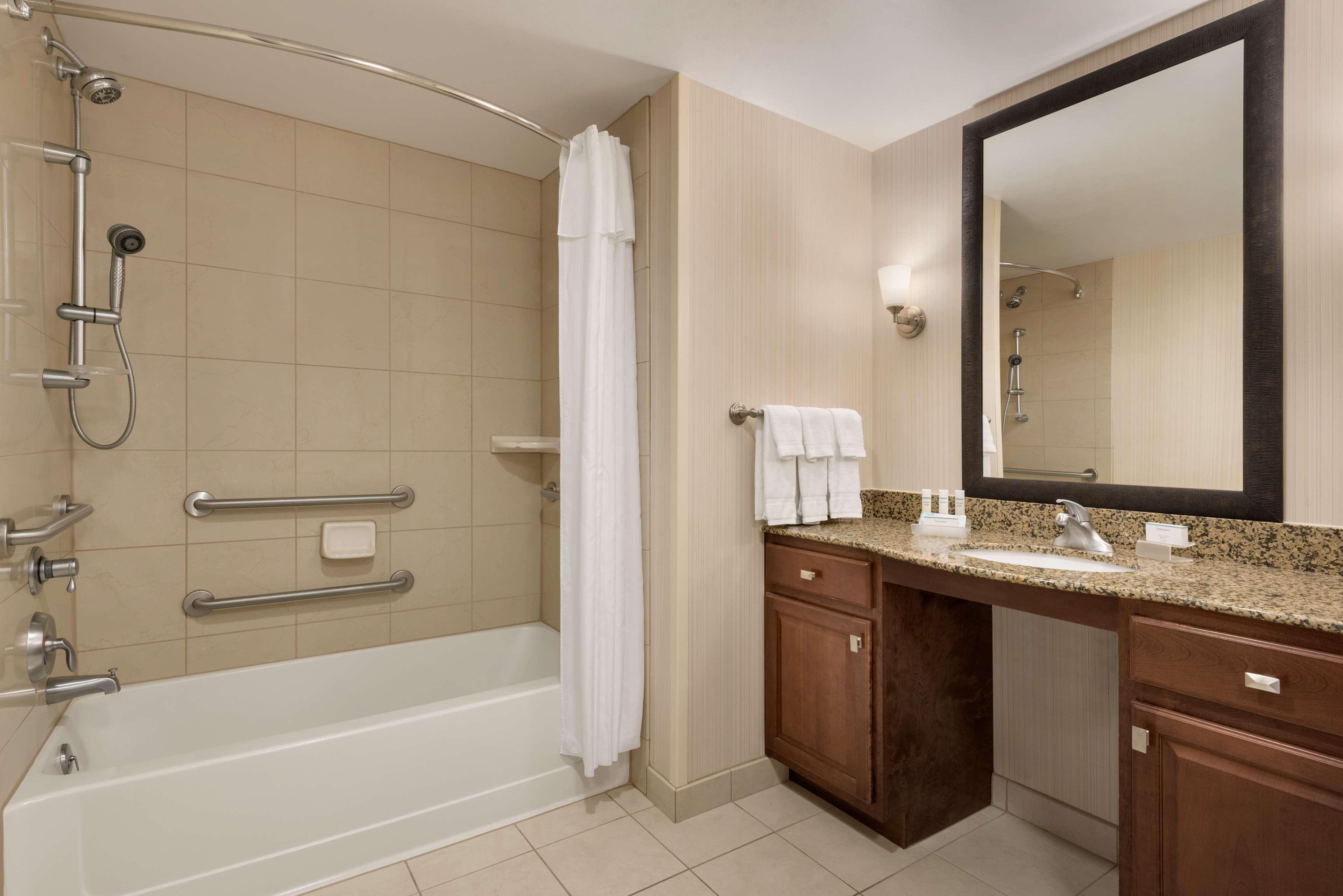 Homewood Suites By Hilton Madison West Buitenkant foto